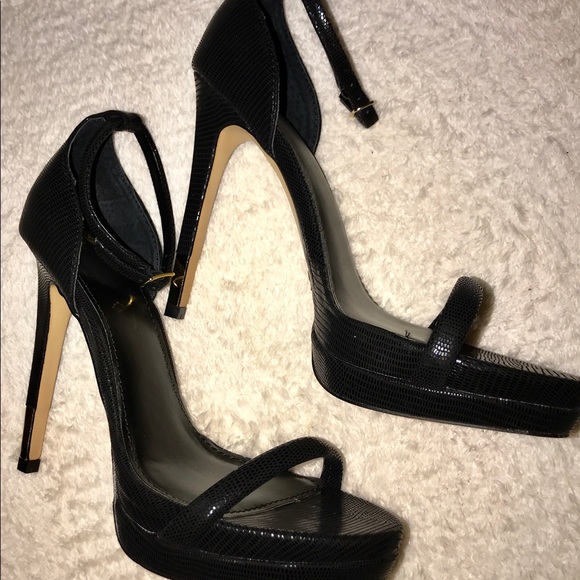 NIB never worn VS black straps heels w/gold detail - Picture 2 of 4